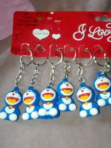 Excellent Brand New pack Of 12 Keychains