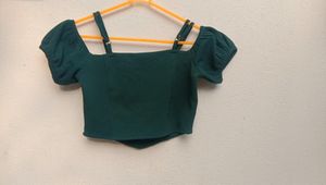 New Dressberry Offshoulder Croptop