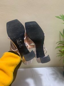 H and M