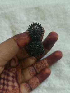 black earring