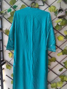 W festive kurta and dupatta