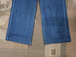 C@28 Size-30 Straight Jeans