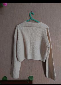 Cream Knit Zip-Up cardigan
