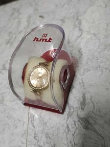 New Hmt Quartz Watch For Women