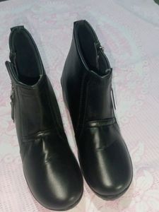 Black Boot For Women