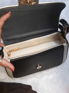 Chic Two-Tone Shoulder Bag