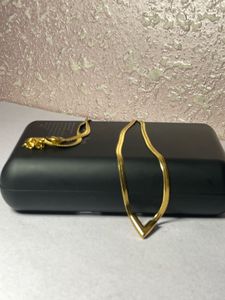 Gold V snake Necklace