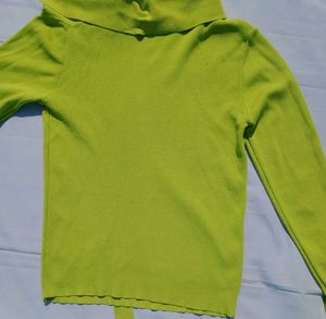 Trending Top For Women&#39;s