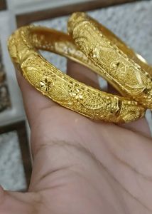 Beautiful Gold Kada Set