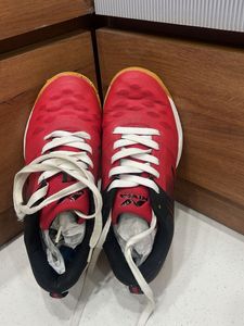 Red Nivia Tennis 🎾 Sports Shoes 👟 Uk 5