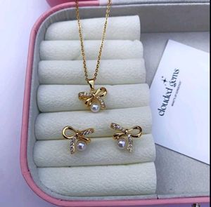 Pearl Bow Jewelry Set
