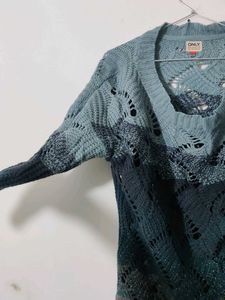 A Woolen Top