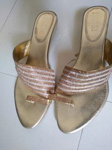 Lady Footwear