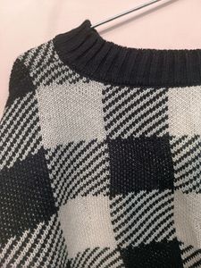 Korean crop sweater (UNUSED)