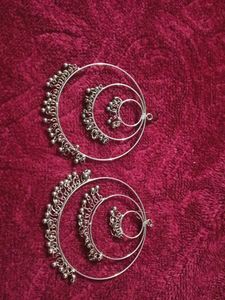 Earings
