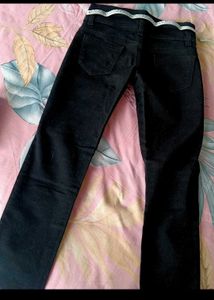 New Black Skinny Jean