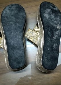 Golden Platform
