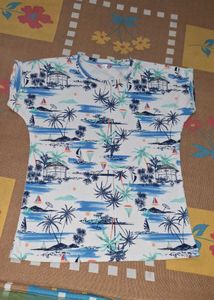 Women tshirt