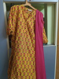 Utsav Kurti Set