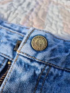 Vintage Light Wash Jeans