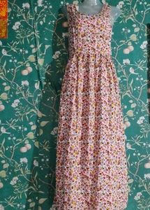 Deep Back Less Gown