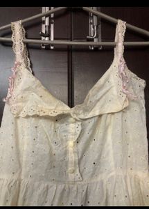 chicken frock in chinese cut collar with belt