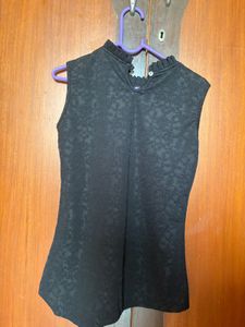 Globus Top- Perfect for any occasion