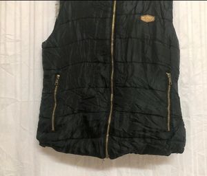 Pop-air Black Sleeveless Jacket