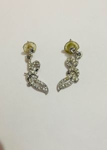 jarkan earrings