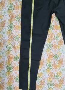 Women - Size 32-34 - Skin Tight - Streachable Pant