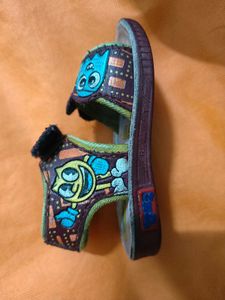 Pac-Man Sandal 🔊