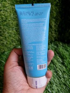 Dot &amp; Key Facwash