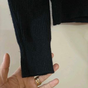 Uniqlo 100% wool pullover