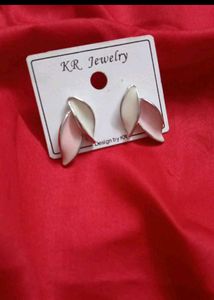 Leaf Drop Earrings single piece