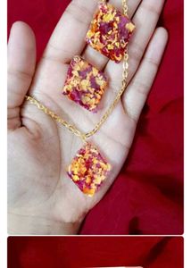 Resin Jewelry Set Pack Of 3