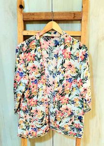 Floral Print Open Front Shrug size-36
