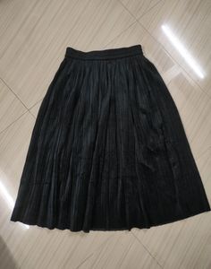 📍SALE📍VELVET SKIRT🎀