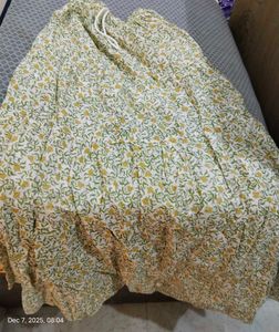 Floral Print cotton Skirt never worn