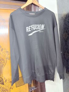 Re&#39;fusion Graphic Sweatshirt