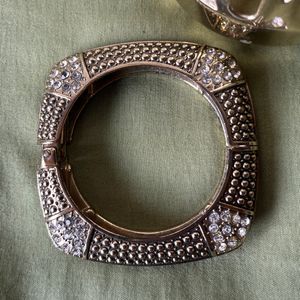 Golden Bangle Bracelets Set