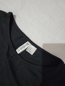 H&amp;m Black Crop Tee