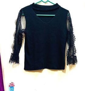 Women Black V Neck Top