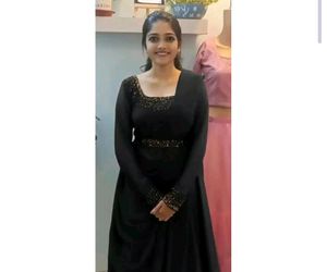Party Wear Gown For Womens/Girls
