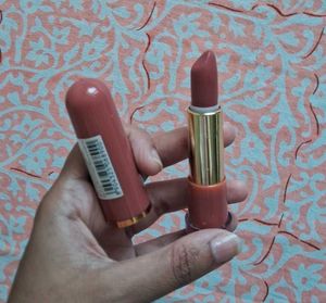 Nude Matte Lipstick