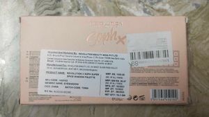 Makeup Revolution Reloaded Eyeshadow Palette
