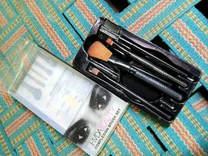 Huda Beauty Brush Set