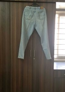 Light Wash Denim Jeans