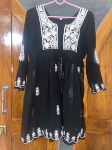 Elegant Black Embroidered short kurti 🤍