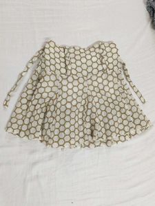 Patterned White Skirt