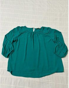 Chic Green Loft Blouse
